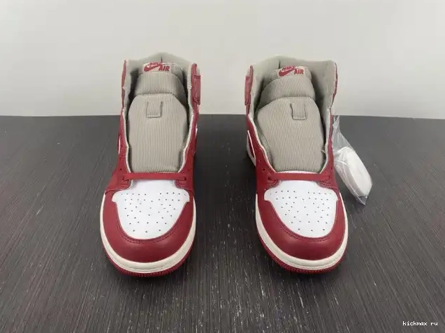 Cheap MAX Jordan 1 (W) Newstalgia Chenille High DJ4891-061 OG 0421